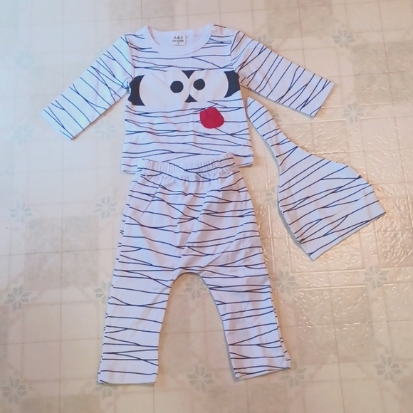 CosLand Other - 3pcs Baby boy  mummy Costume